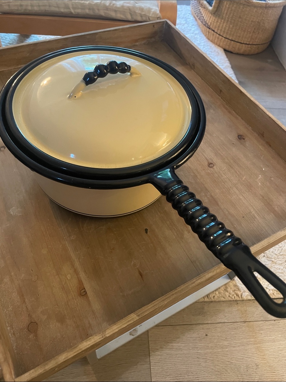 Black-Trim Cream Enamel Pan with Lid -  Kook King Vollrath  Kitchen Cookware